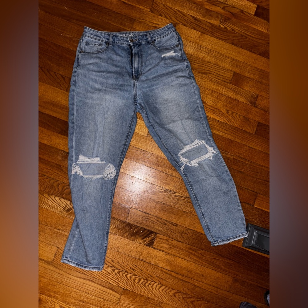 American Eagle Mom Jeans